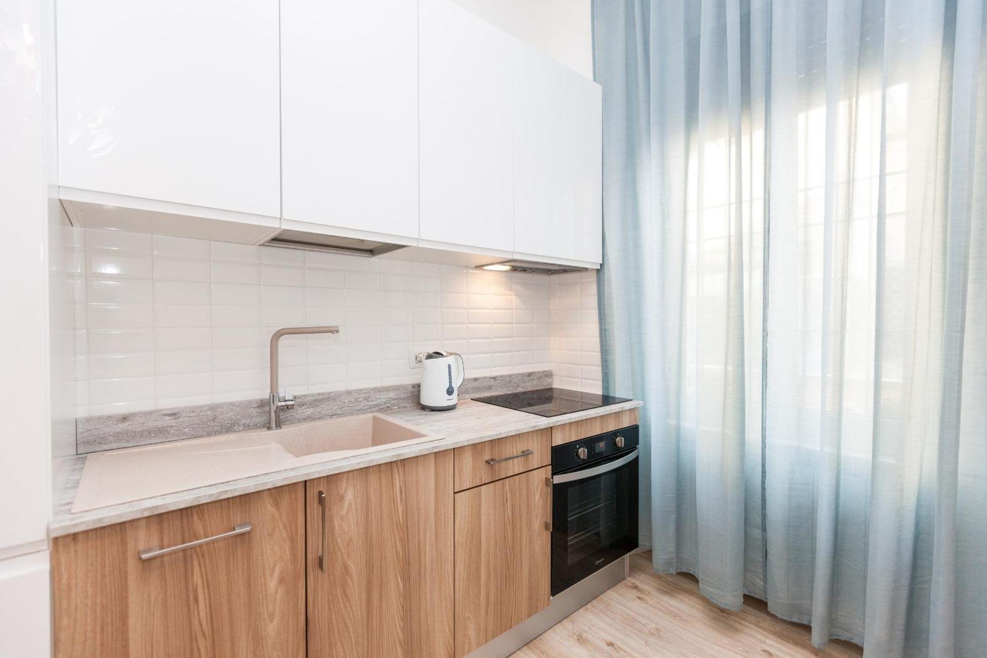 Appartement Cozy Flat In Near Metro